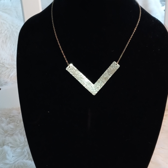SHE IS FIERCE V Shaped Necklace - Picture 3 of 3